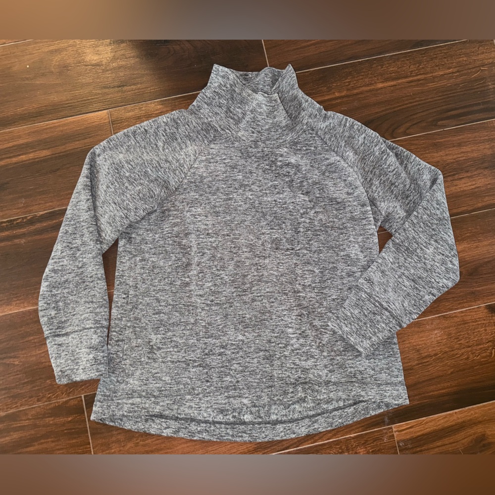 Fleece turtle neck top, perfect for skiing